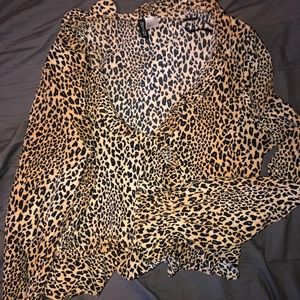 Loose leopard print blouse